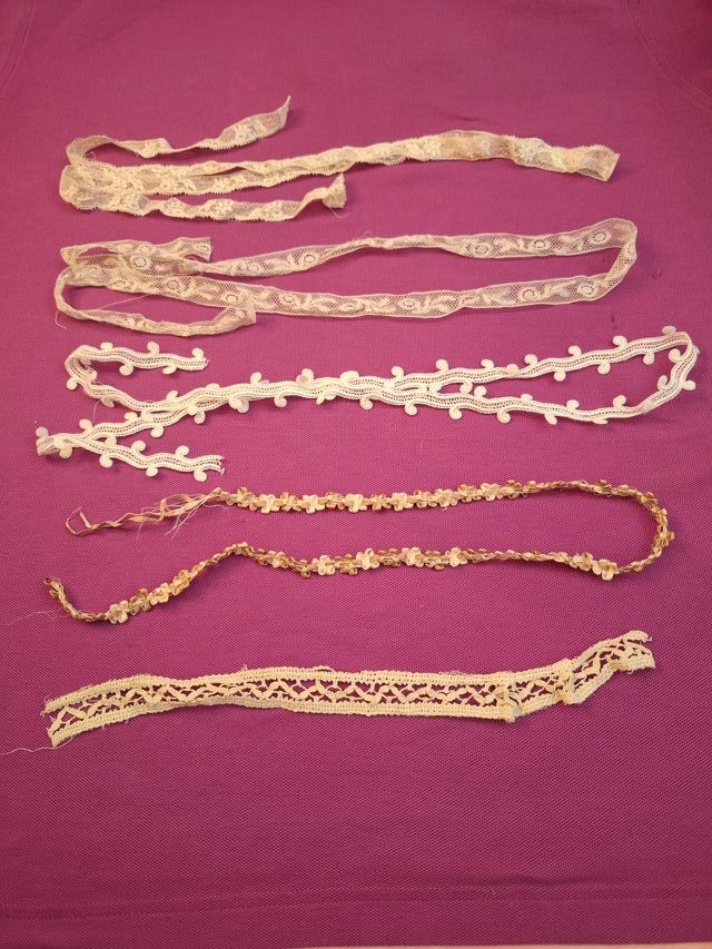 Lote tiras encajes varios tamaños algunos antiguos