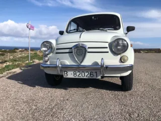 SEAT 600 E