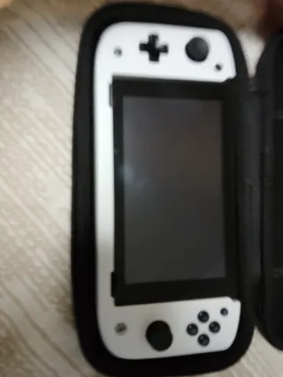 Nitendo Switch + Nitro Deck