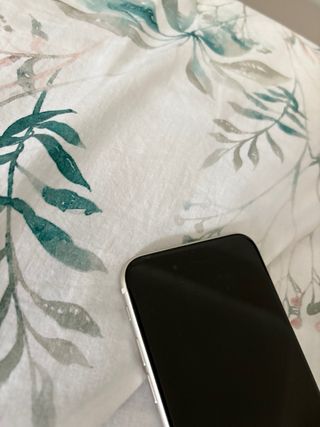 iPhone SE 2022 Argento