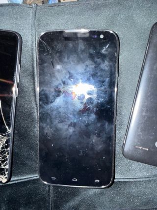 Lote 3 Telefoni Alcatel, Bogo, LG Neri