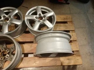 llantas de 15 pulgadasRenault cinco tornillos