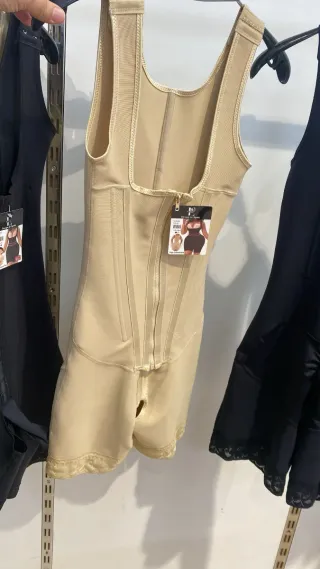 Faja colombina reductora con varillas distintas ta