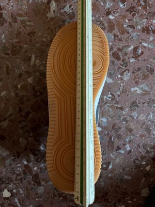 Nike Air Force 1 LV8