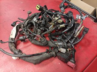 Instalación Eléctrica Yamaha R1 2008