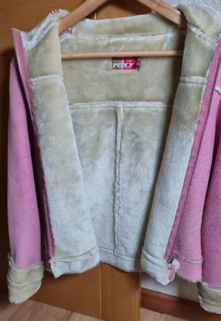 Chaqueta Roxy rosa y beige