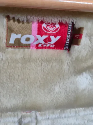 Chaqueta Roxy rosa y beige