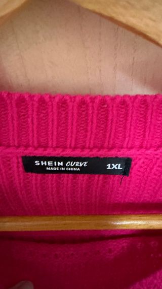 Jersey rosa de punto con detalles