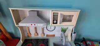 Cocina de juguete de madera