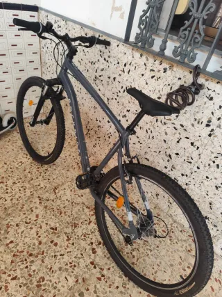 Bicicleta Rockrider Negra