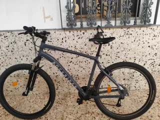 Bicicleta Rockrider Negra