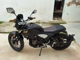 Rieju Century 125 2022