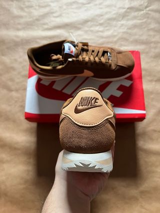 Zapatillas Nike Cortez Marrón Beige