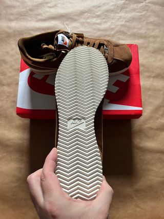 Zapatillas Nike Cortez Marrón Beige
