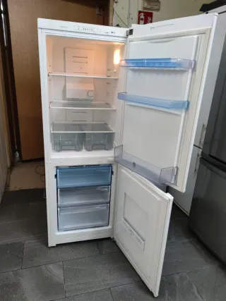 Nevera Balay Clase A+ 170x60cm no Frost garantia