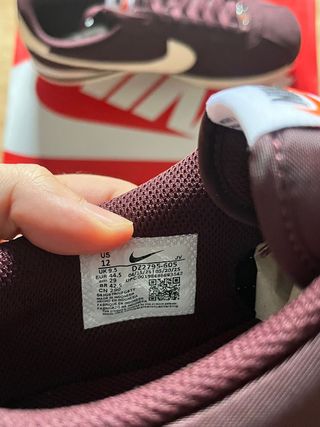 Nike Cortez Rojo Burdeos y Blanco Zapatillas