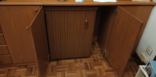 Máquina de coser Sigma en armario