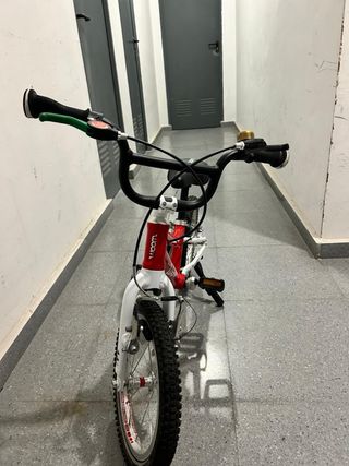 Bicicleta woom 2 niños 14” roja
