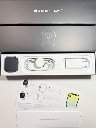 Apple Watch Series 5 Nike 44mm GPS+Cellular