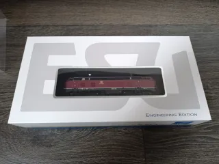 Locomotora diesel ESU ref. 31010 escala H0