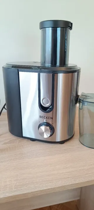 Centrifugadora Becken Juicer BJE-966 Nova