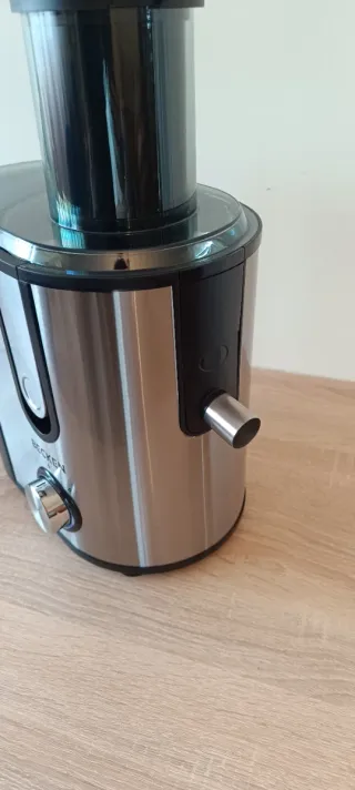 Centrifugadora Becken Juicer BJE-966 Nova