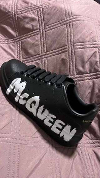 Sneakers Alexander McQueen Taglia 42 Nere