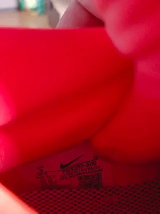 Zapatillas Nike Zoomx Zegama Trail 2 a estrenar.