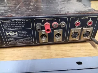 Amplificador HH V200 MOS-FET