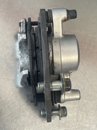 Pinza Freno Yamaha YBR125 2011