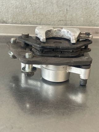Pinza Freno Yamaha YBR125 2011