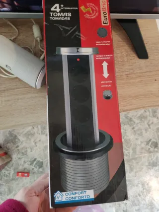 Enchufe múltiple EuroBric 4 tomas