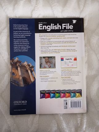 English File Advanced C1.2 Libro inglés (Oxford)