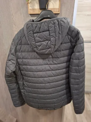 Cazadora acolchada Ellesse gris