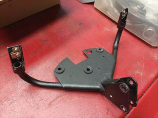 Yamaha R1 2008 araña competición