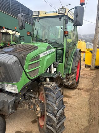 Tractor Fendt 208F