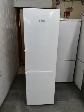 Nevera Bosch clase A+ 186x60cm no Frost garantia