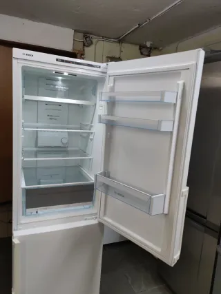 Nevera Bosch clase A+ 186x60cm no Frost garantia