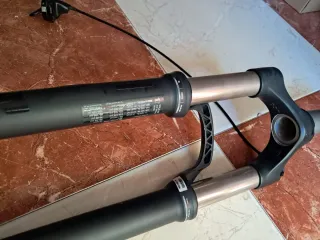 Horquilla Rockshox Recon air BLACK MATT 29"