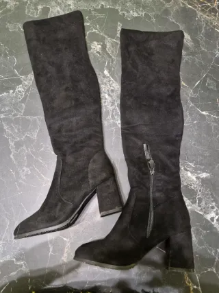 Stivali scamosciati neri tacco comodo, n 36