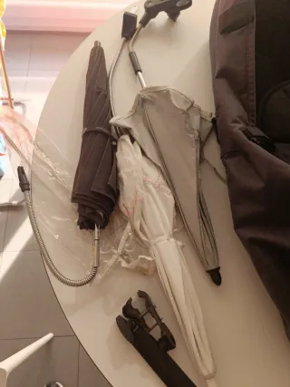 Bugaboo Camaleón Capazo + Cubre pie+ Capota +Regal