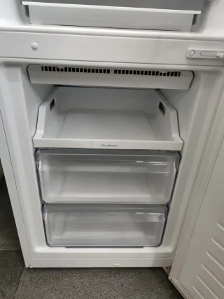 Nevera Balay Combi A++ 176x60cm no Frost garantia