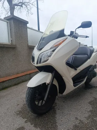 Honda Forza 300 - 2016