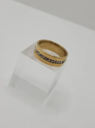 Anillo Acero Quirúrgico Circonitas Dorado