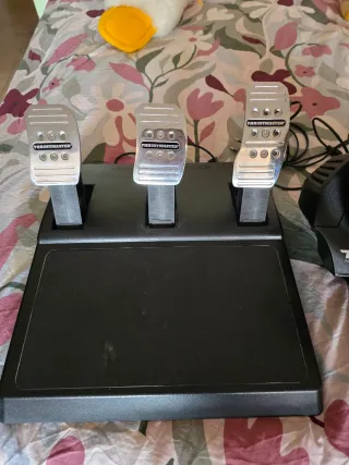 Volante Thrustmaster TMX per Xbox e PC