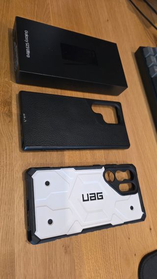 Samsung Galaxy S23 Ultra 1TB + 2 fundas alta gama