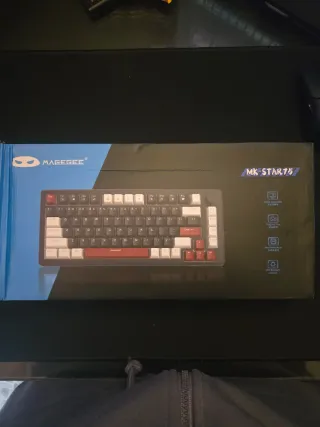 Tastiera meccanica retroilluminata Switch Marroni