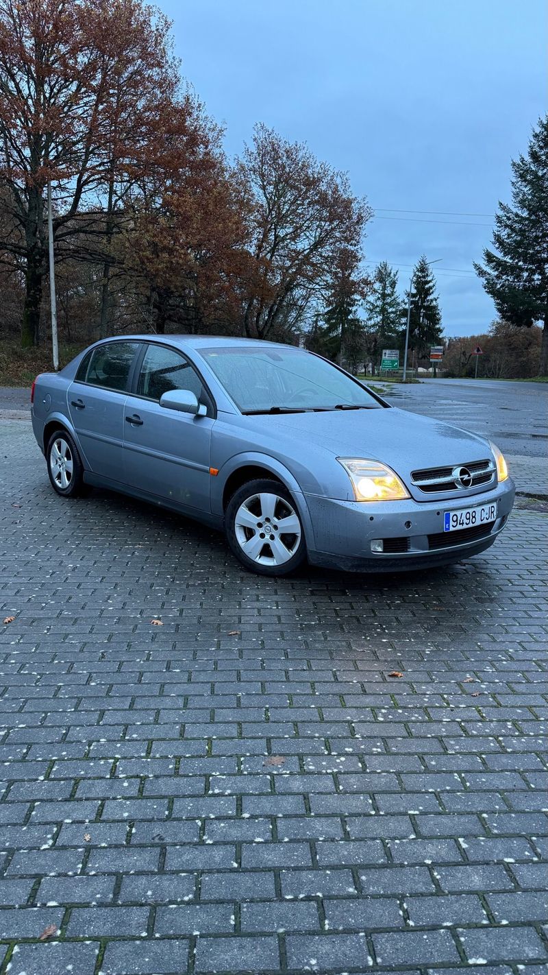 Opel Vectra 2.2 gts - foto 1