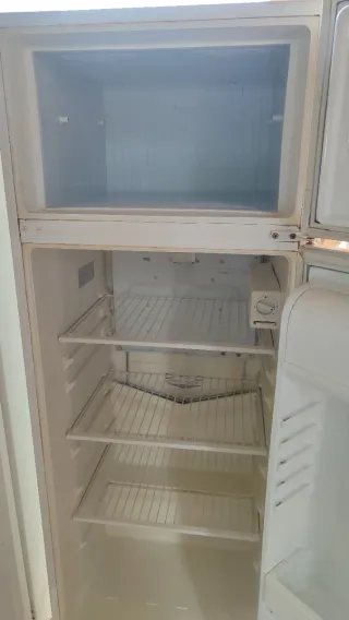 Frigorífico con congelador Corberó blanco