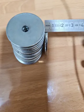 Arandelas metálicas robustas